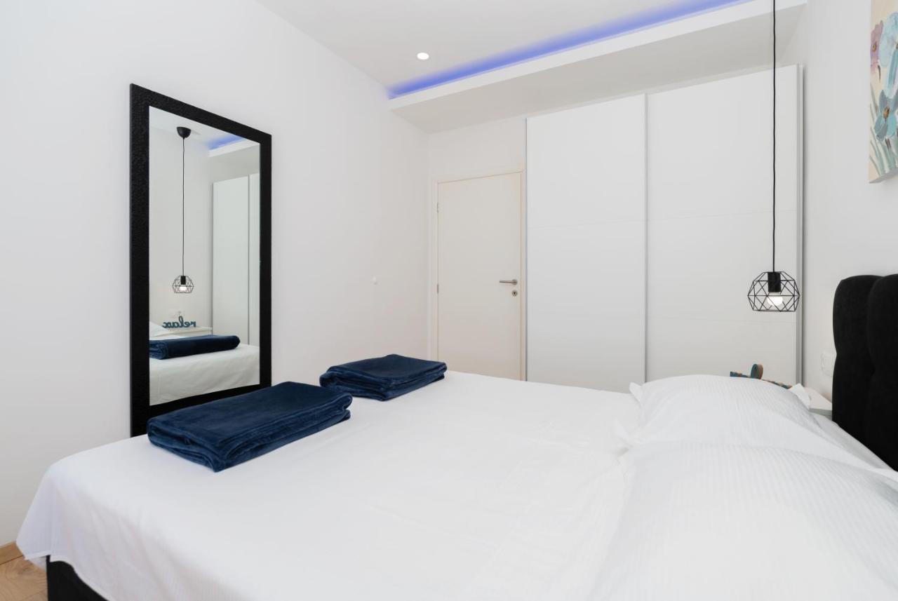 Apartmani Sani มาคาร์สกา ภายนอก รูปภาพ