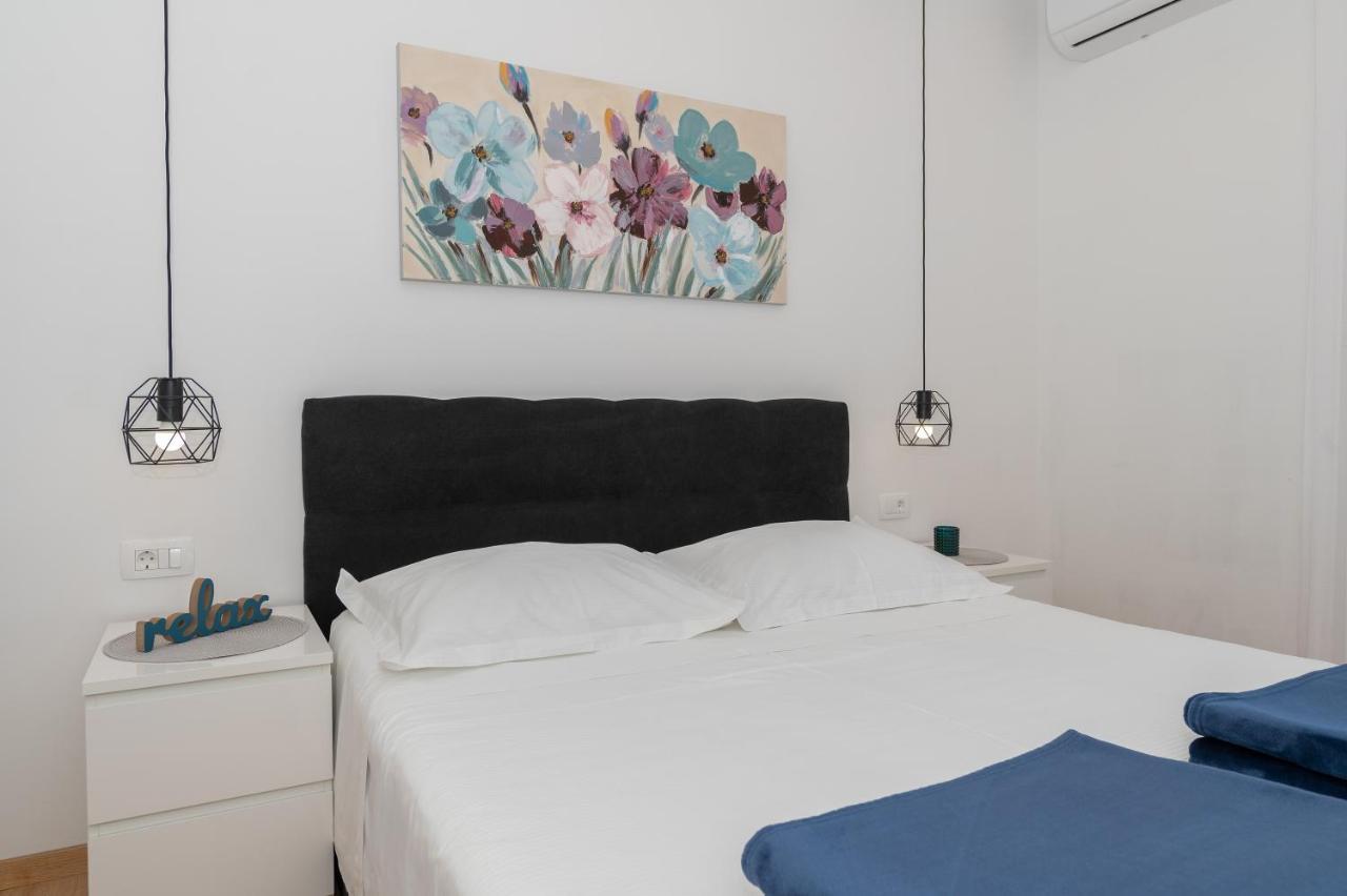 Apartmani Sani มาคาร์สกา ภายนอก รูปภาพ