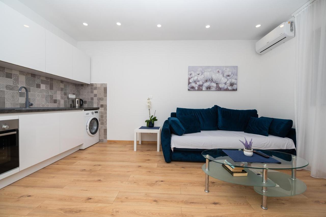 Apartmani Sani มาคาร์สกา ภายนอก รูปภาพ
