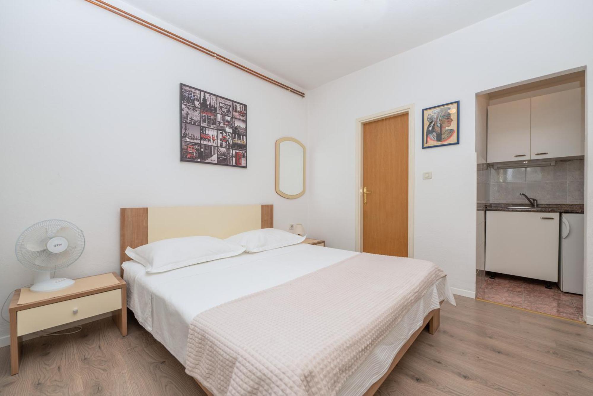 Apartmani Sani มาคาร์สกา ภายนอก รูปภาพ