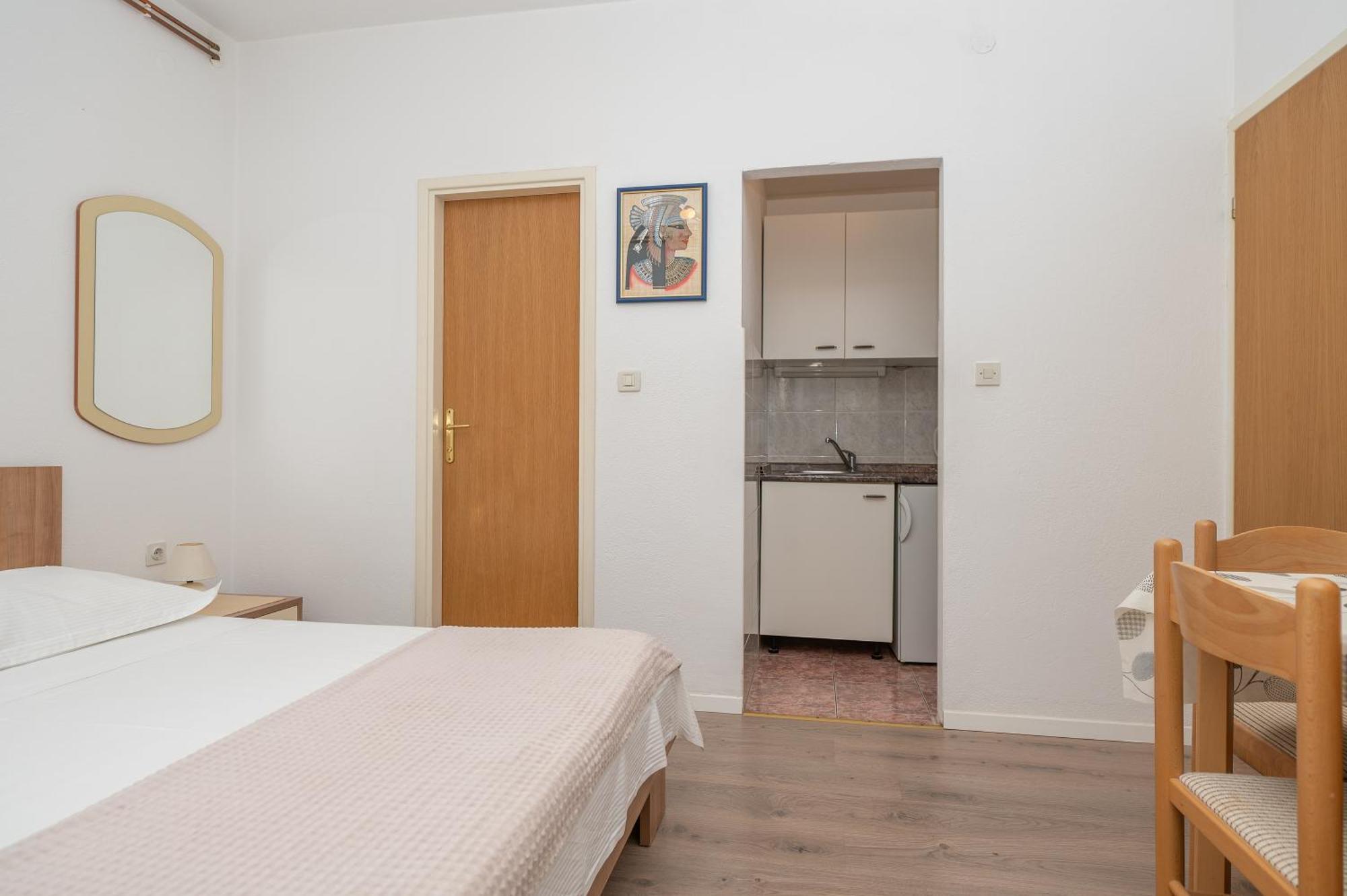 Apartmani Sani มาคาร์สกา ภายนอก รูปภาพ