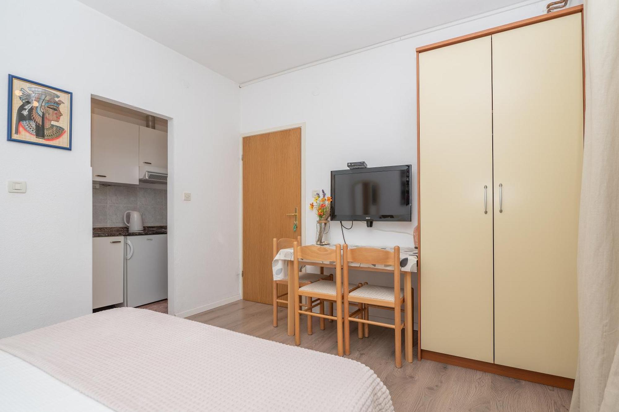 Apartmani Sani มาคาร์สกา ภายนอก รูปภาพ