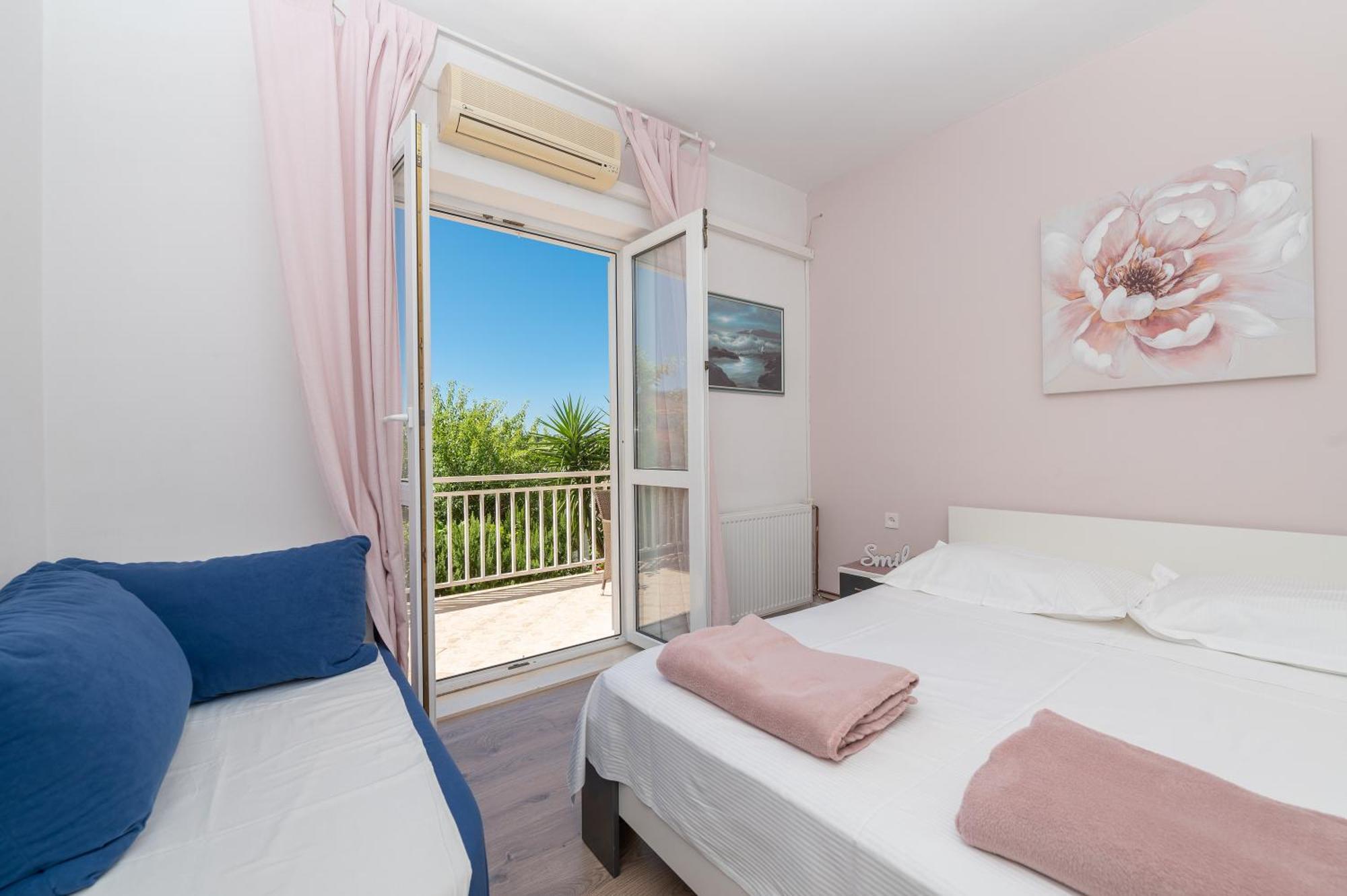 Apartmani Sani มาคาร์สกา ภายนอก รูปภาพ