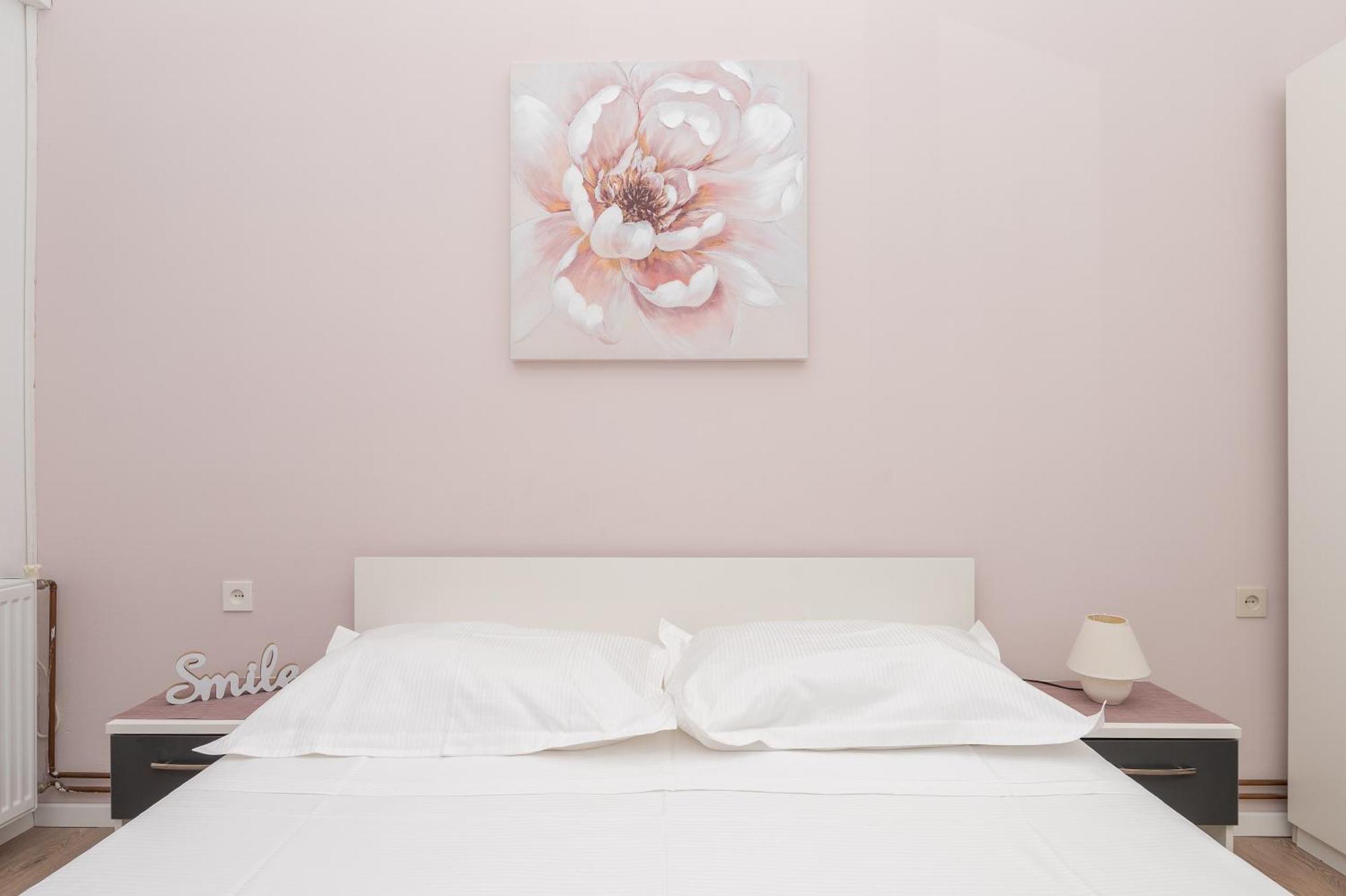 Apartmani Sani มาคาร์สกา ภายนอก รูปภาพ