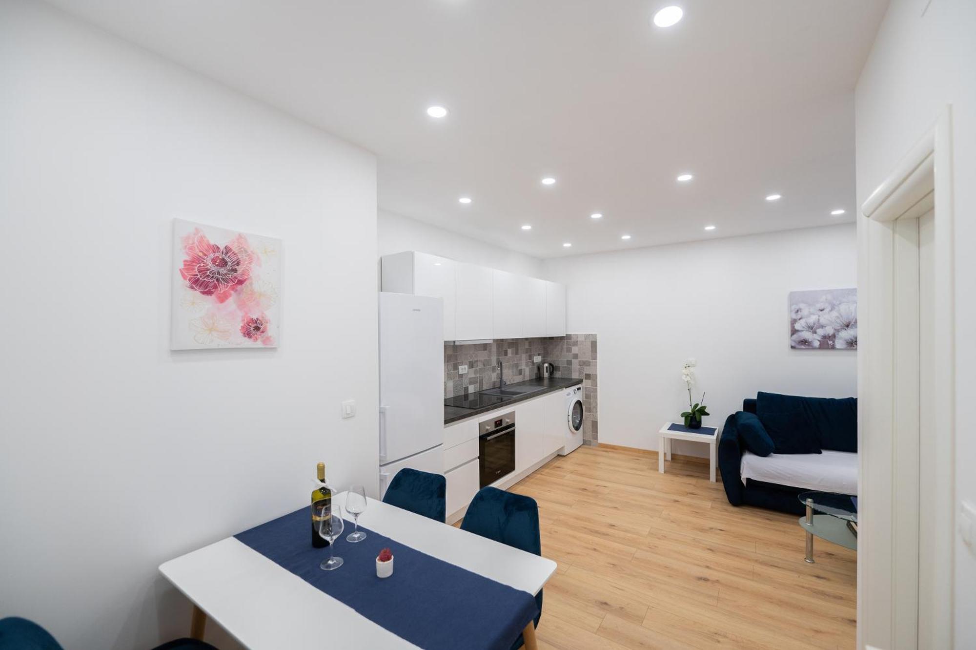 Apartmani Sani มาคาร์สกา ภายนอก รูปภาพ